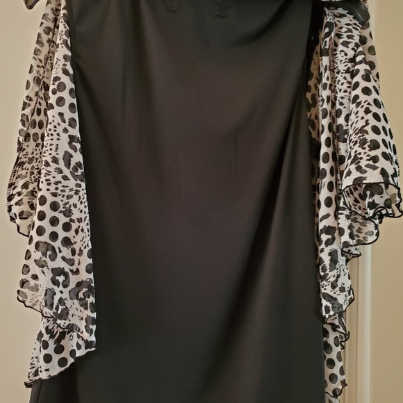 Sharagano Black Sleevele Blouse/Sheer Cape M - Picture 6 of 7